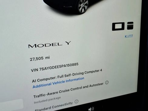 Used 2023 Tesla Model Y Long Range AWD/4WD image 6