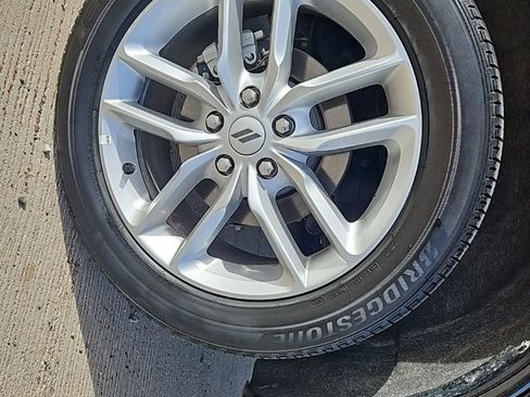 Used 2025 Dodge Durango GT image 8