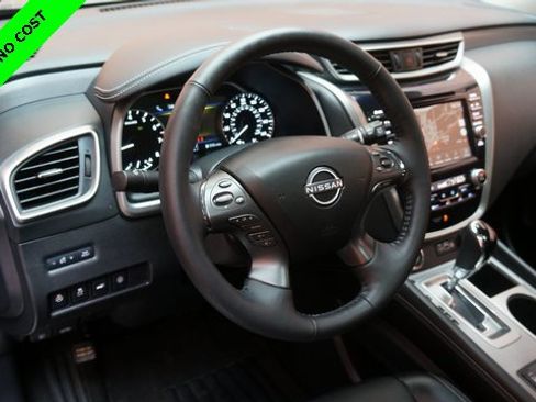 Used 2024 Nissan Murano SL image 9