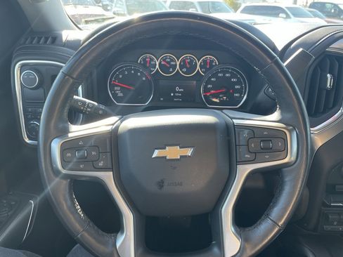 Used 2021 Chevrolet Silverado 1500 LT image 13