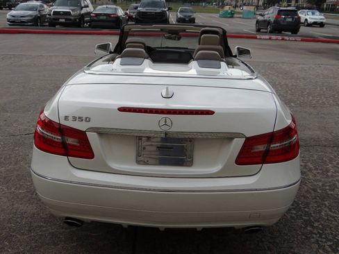 Used 2011 Mercedes-Benz E 350 Cabriolet w/ Premium 1 Pkg image 7