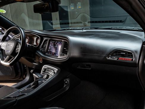 Used 2023 Dodge Challenger SRT Hellcat w/ Driver Convenience Group RWD image 13