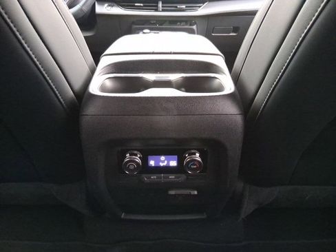 Used 2025 Buick Enclave Sport Touring w/ Power Package image 23