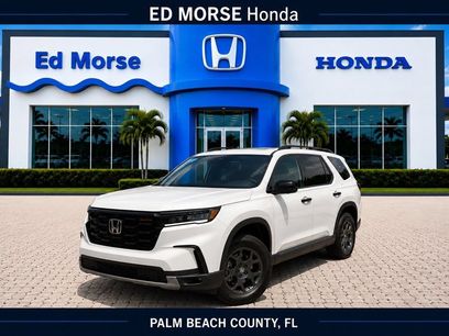 Certified 2025 Honda Pilot TrailSport