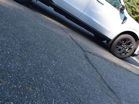 New 2025 Ford Transit 250 148 Medium Roof w/ Load Area Protection Package image 19