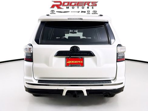 Certified 2019 Toyota 4Runner Limited image 6