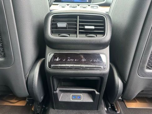 Certified 2024 Mercedes-Benz GLS 450 4MATIC image 26
