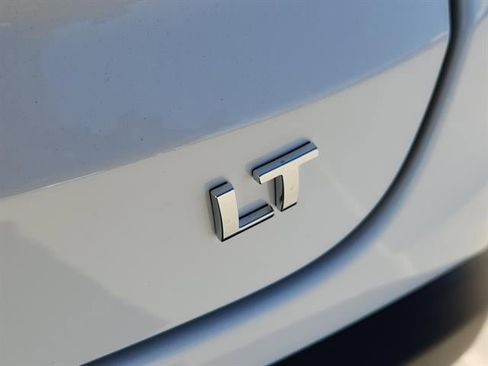 New 2026 Chevrolet Trax LT w/ Driver Confidence Package FWD image 5
