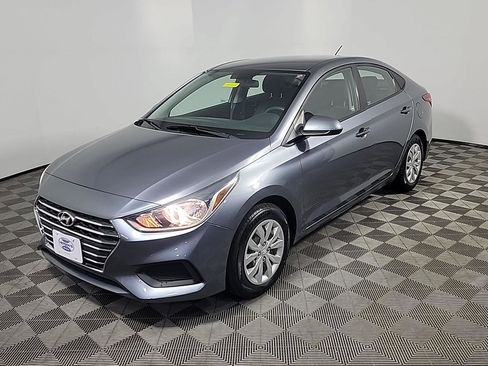 Used 2020 Hyundai Accent SE image 12