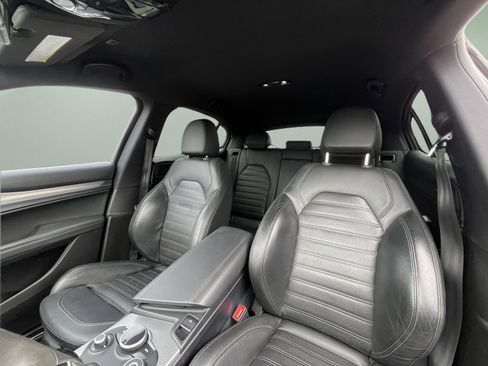 Used 2018 Alfa Romeo Stelvio Ti Sport AWD/4WD image 27