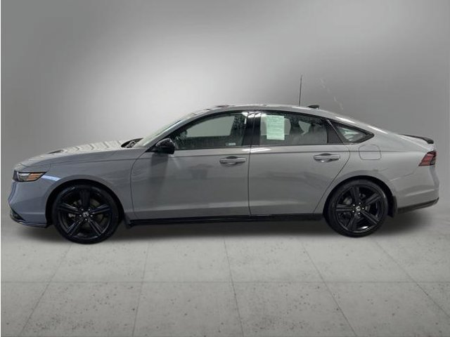 Certified 2023 Honda Accord Sport image 3