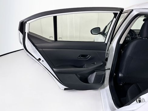 Used 2025 Nissan Sentra S image 24