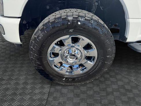 Used 2024 Ford F350 Platinum w/ Tremor Off-Road Package AWD/4WD image 14