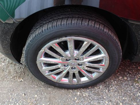 Used 2014 Lincoln MKX AWD w/ Equipment Group 102A image 29