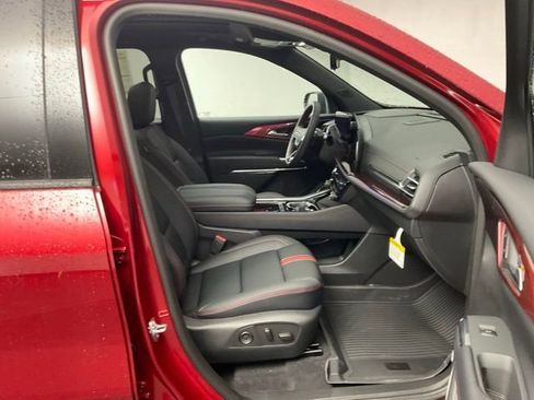 New 2026 Chevrolet Traverse RS w/ LPO, Floor Liner Package AWD/4WD image 16