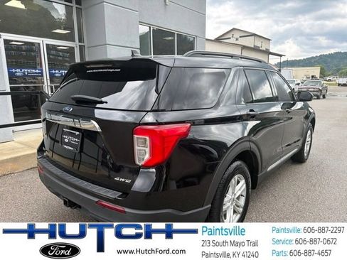 Used 2021 Ford Explorer XLT w/ Class III Trailer Tow Package AWD/4WD image 3