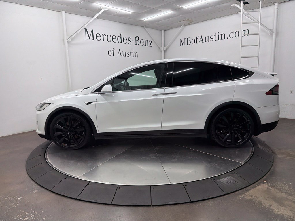 Used 2020 Tesla Model X Long Range AWD/4WD image 4