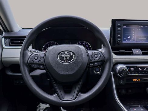 Used 2019 Toyota RAV4 XLE image 22