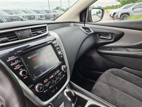 Used 2021 Nissan Murano SV FWD image 26