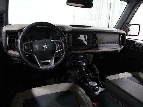 Used 2023 Ford Bronco Big Bend image 6