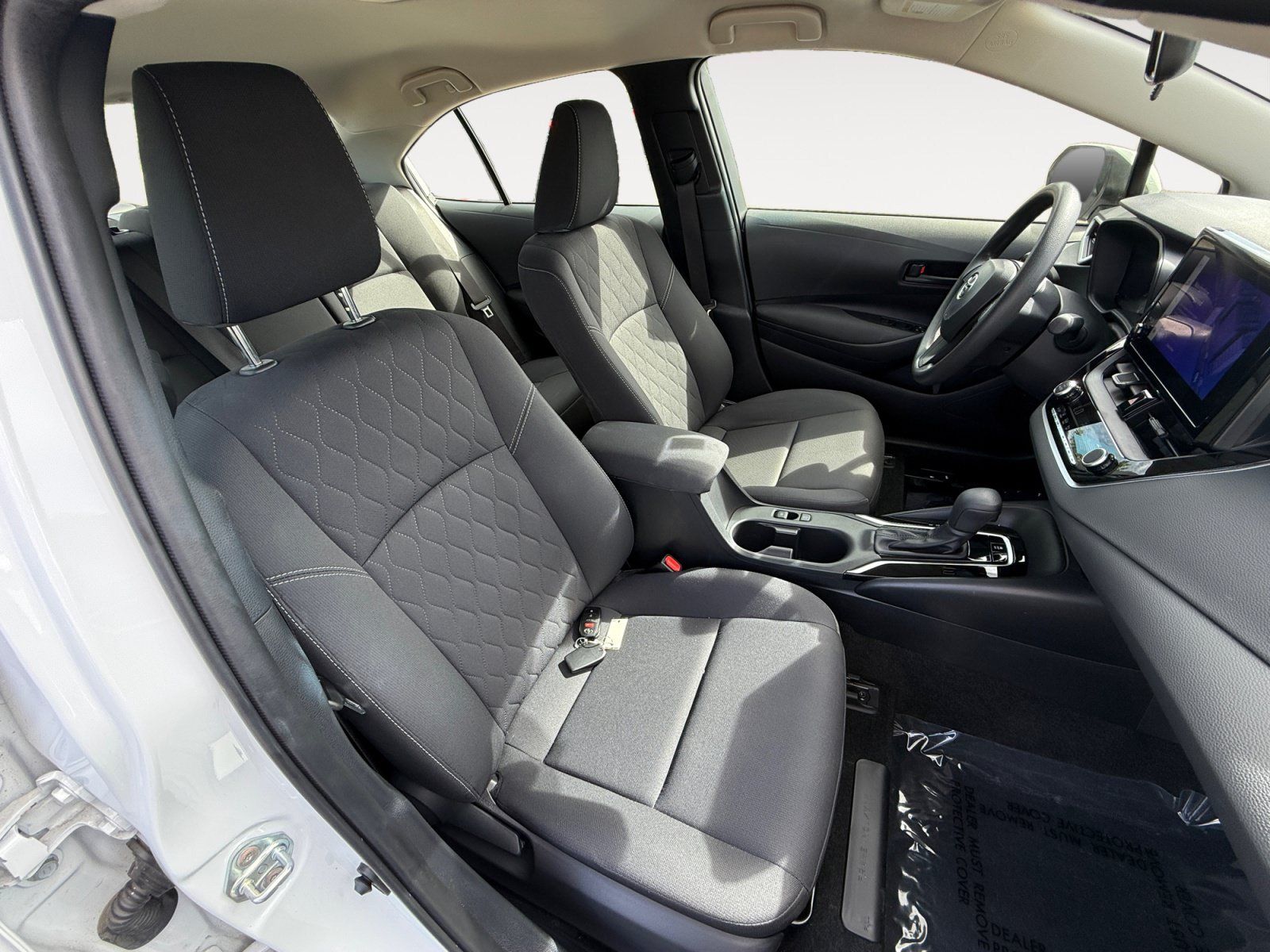 Used 2024 Toyota Corolla LE w/ LE Convenience Package FWD image 19