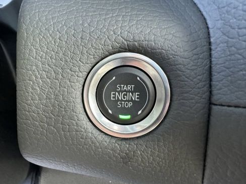 Used 2024 GMC Yukon XL Denali w/ Denali Reserve Package image 22