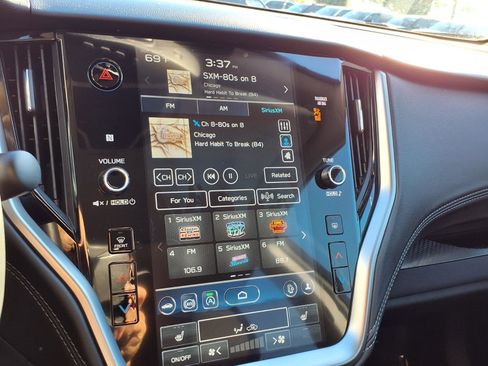 Certified 2025 Subaru Outback Premium image 7