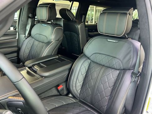 New 2025 Jeep Grand Wagoneer Series III w/ Rear Seat Video Group 1 image 22