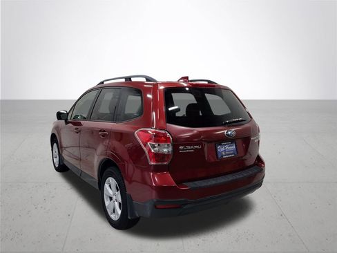 Used 2016 Subaru Forester 2.5i Premium w/ All-Weather Package AWD/4WD image 13