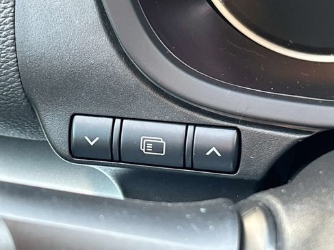 Used 2024 Mitsubishi Eclipse Cross LE AWD/4WD image 29