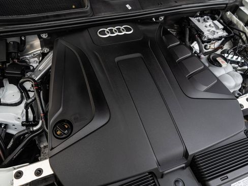 Used 2023 Audi Q7 2.0T Premium w/ Convenience Package image 48