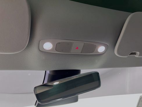 Used 2023 Tesla Model 3 Standard Range image 21