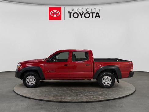 Used 2014 Toyota Tacoma 2WD Double Cab image 3