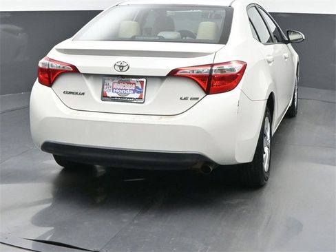 Used 2015 Toyota Corolla LE image 5