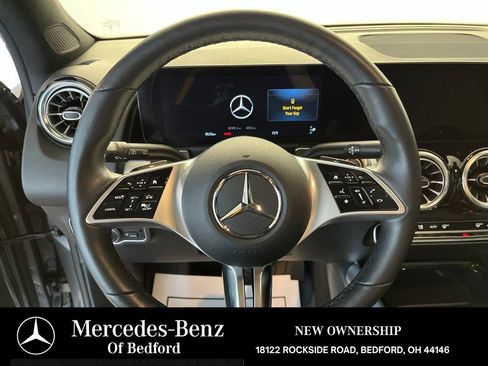 Used 2026 Mercedes-Benz GLB 250 4MATIC image 25