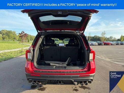 Used 2025 Ford Explorer ST AWD/4WD image 12