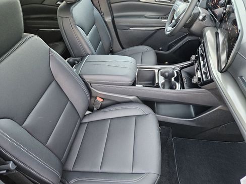 New 2026 Chevrolet Traverse LT FWD image 16