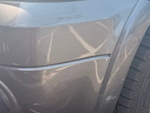 Used 2005 Ford Escape Limited FWD image 20