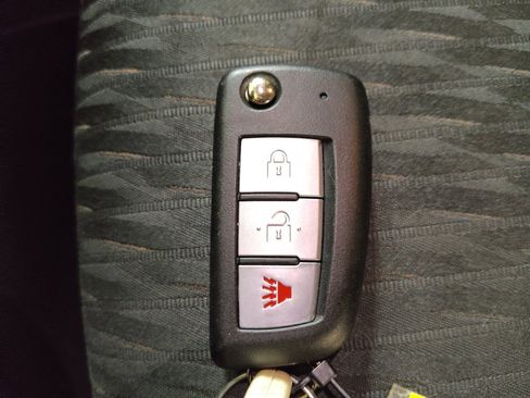 Used 2017 Nissan Rogue S FWD image 32