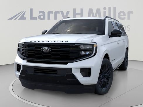 New 2026 Ford Expedition Max Platinum w/ Stealth Appearance Package AWD/4WD image 2