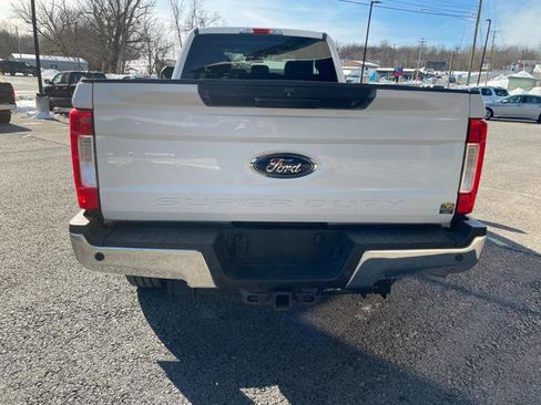 Used 2018 Ford F250 XLT w/ XLT Value Package image 5