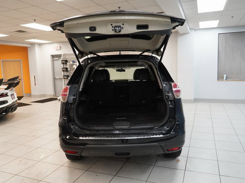 Used 2016 Nissan Rogue SL w/ SL Premium Package image 10