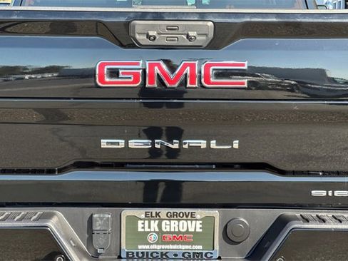 Used 2024 GMC Sierra 2500 Denali w/ Denali Reserve Package image 46