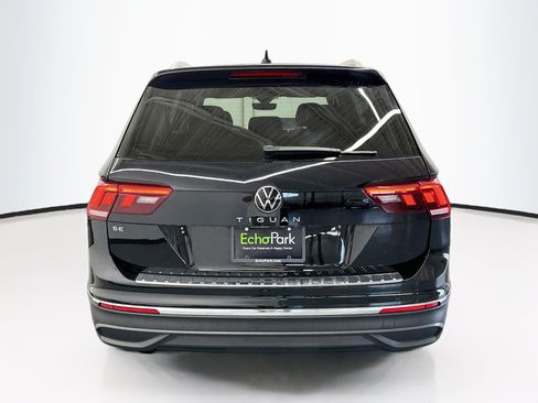 Used 2023 Volkswagen Tiguan SE FWD image 7