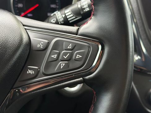 Used 2023 Chevrolet Equinox RS w/ RS Leather Package FWD image 21