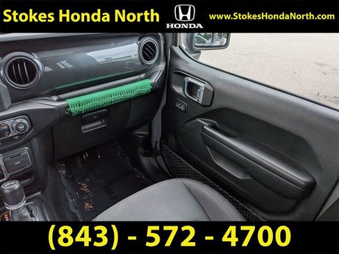 Used 2021 Jeep Wrangler Unlimited Sport AWD/4WD image 19