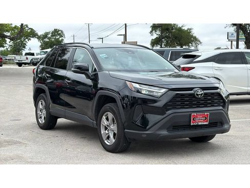 Certified 2025 Toyota RAV4 XLE FWD image 3