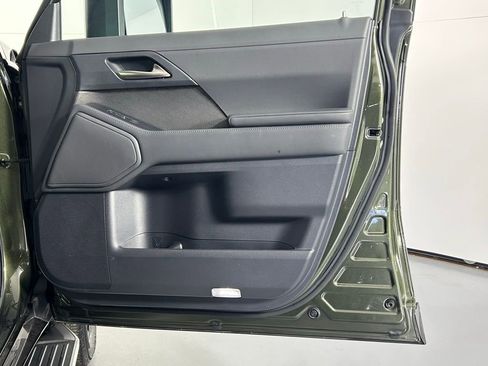 Used 2024 Lexus GX 550 w/ Accessory Package (2T) image 10