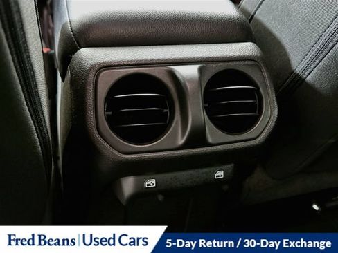 Used 2023 Jeep Gladiator Sport AWD/4WD image 31