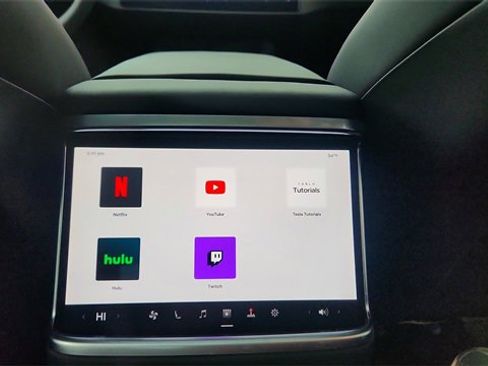 Used 2025 Tesla Model S image 47